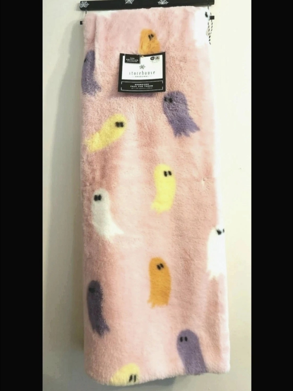 Storehouse Oversized Plush Pink Ghost-Print Throw Blanket